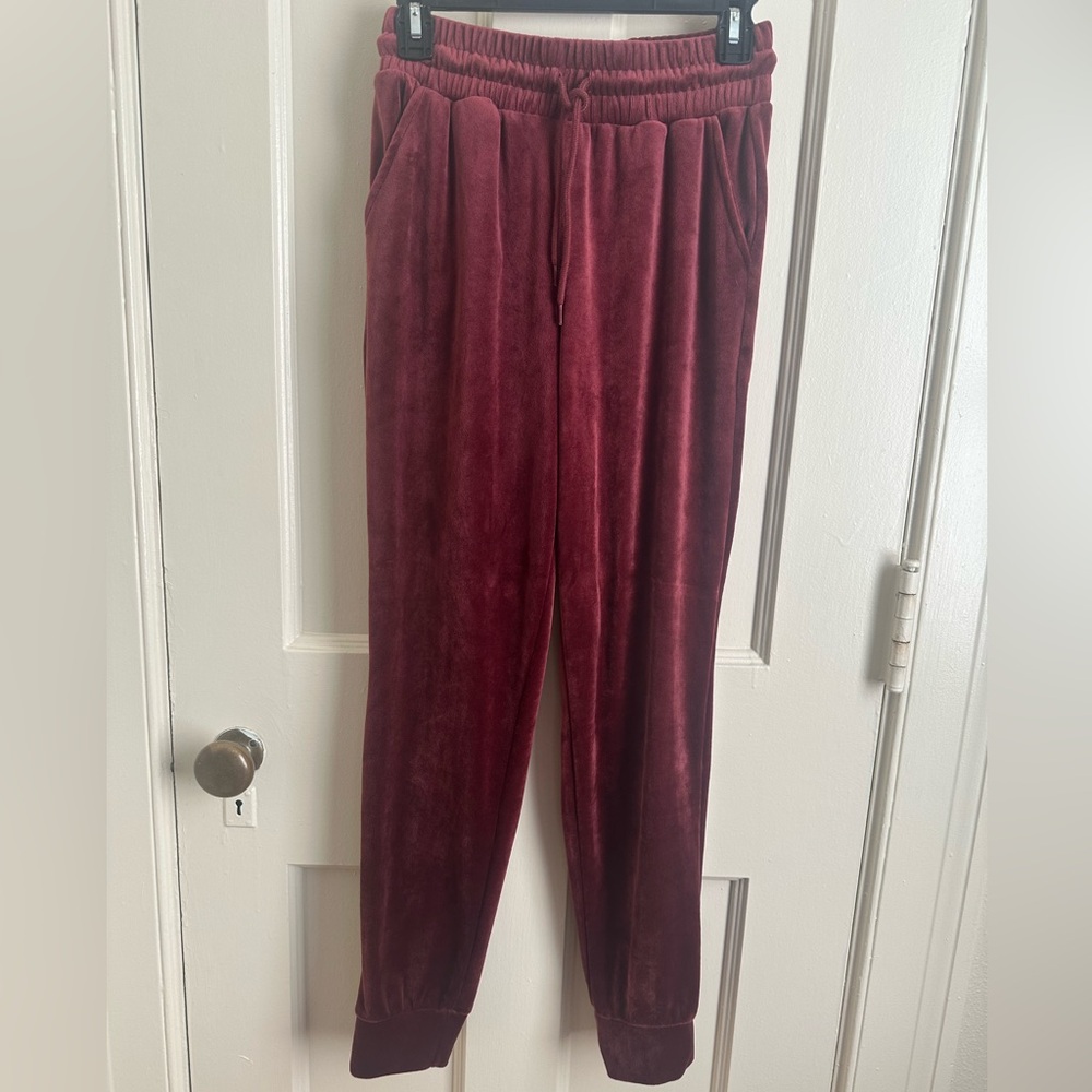 SWS Athletics velour joggers